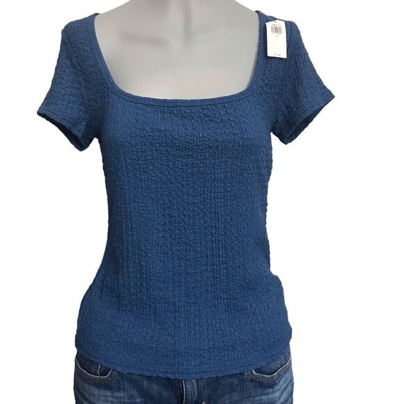 Old Navy Blue Fitted Square Neck T-Shirt NWT size small blouse texture - Picture 1 of 9
